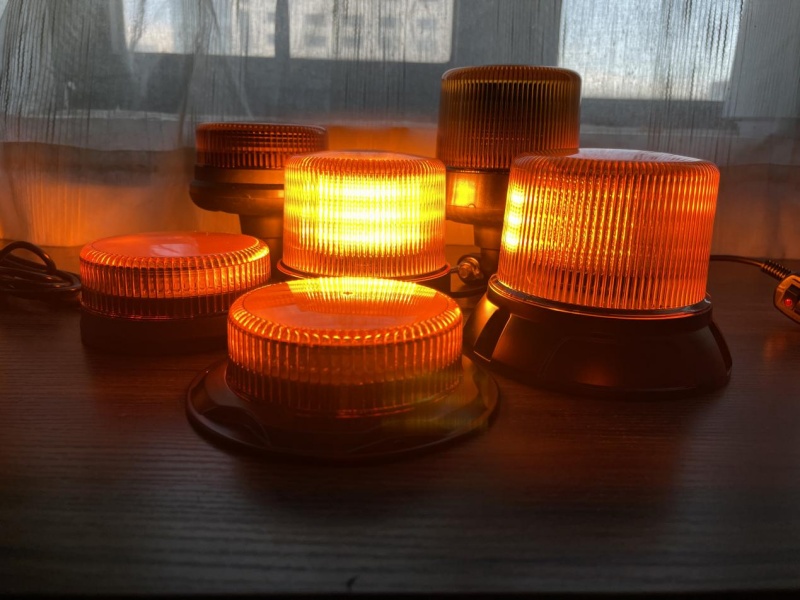 Družina LED BEACON