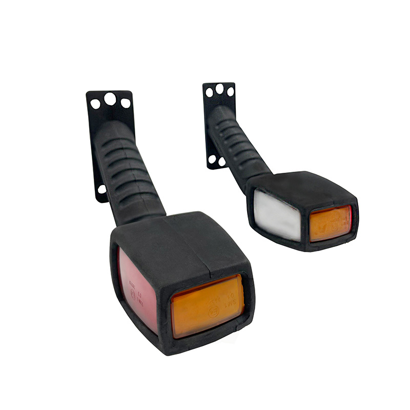 3-funkcijska LED končna luč za avtomobile